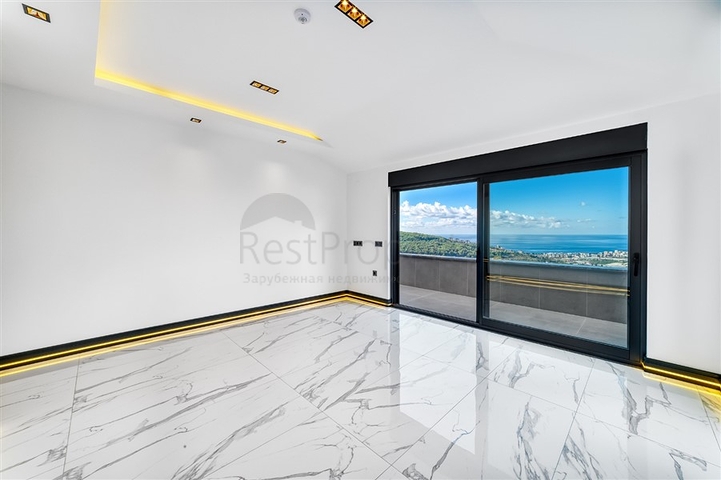 Эксклюзивная вилла с потрясающим видом на Средиземное море