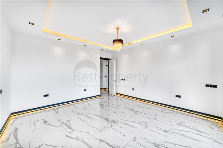 Эксклюзивная вилла с потрясающим видом на Средиземное море