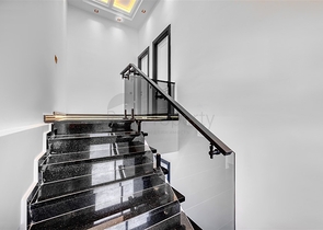 Эксклюзивная вилла с потрясающим видом на Средиземное море