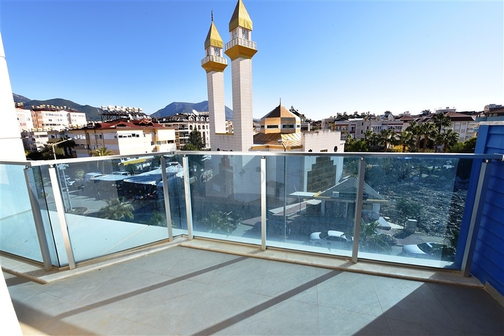 Двухкомнатная квартира в пешей доступности от моря