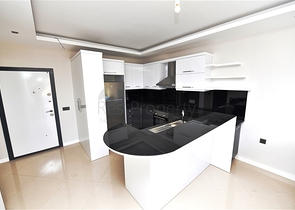 Двухкомнатная квартира в пешей доступности от моря