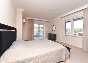 Квартира с готовым дизайнерским решением 2+1 в Махмутларе