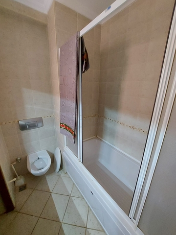 Трехкомнатная Квартира с Видом На Море и с Садом