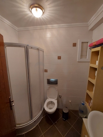 Трехкомнатная Квартира с Видом На Море и с Садом