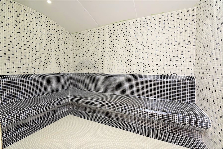 Меблированная квартира 1+1 в современном комплексе в районе Махмутлар