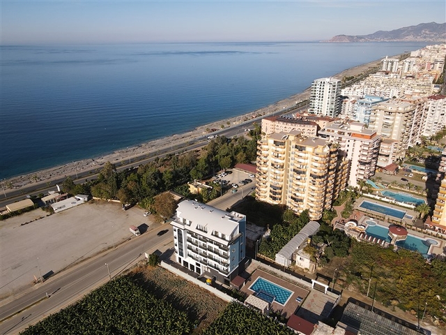 Квартира на первой береговой линии с видом на море