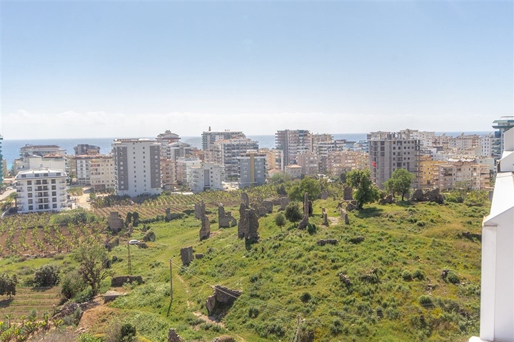 Пентхаус 3+1 в Махмутларе