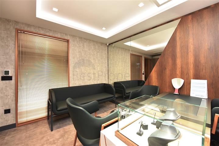 Коммерческое помещение в центре Алании