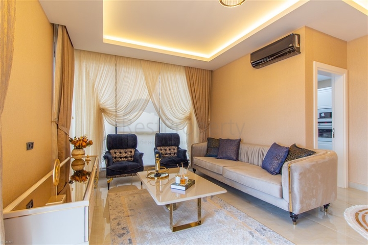 Пентхаус 2+1 с отдельной кухней и дизайнерским оформлением