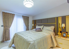 Пентхаус 2+1 с отдельной кухней и дизайнерским оформлением