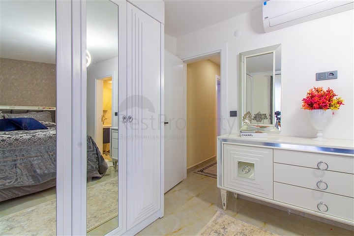 Меблированный пентхаус в новом комплексе Каргыджака