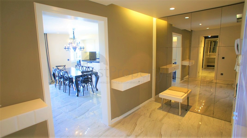 Апартаменты планировкой 3+1 в районе Тосмур с видом на море