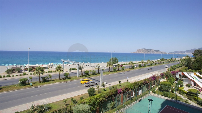 Апартаменты планировкой 3+1 в районе Тосмур с видом на море