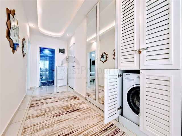 Трехкомнатная меблированная квартира