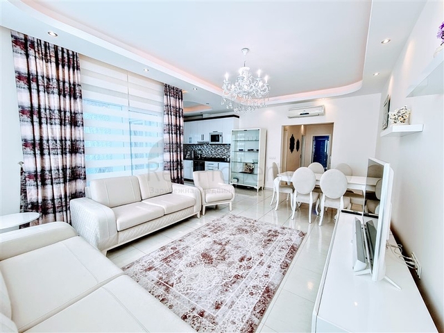 Трехкомнатная меблированная квартира