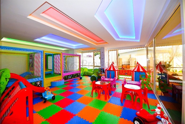 Трехкомнатная меблированная квартира