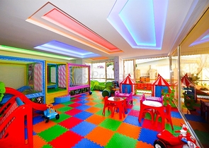 Трехкомнатная меблированная квартира