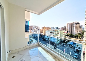 Трехкомнатная меблированная квартира