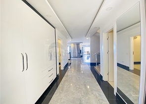 Просторная отдельно стоящая вилла 5+1 в районе Каргыджак