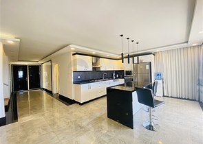 Просторная отдельно стоящая вилла 5+1 в районе Каргыджак