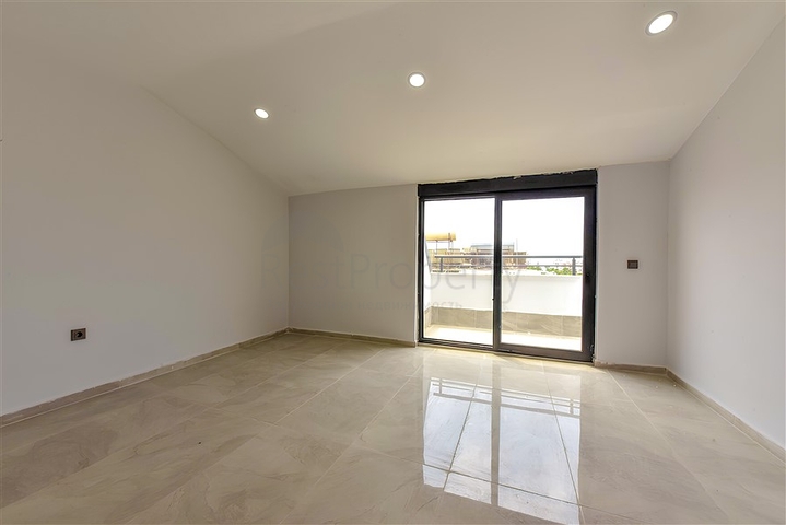 Новый проект в классическом стиле в 400 м от моря в районе Оба