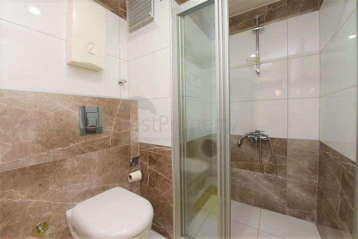 Квартира- студия с балконом и террасой