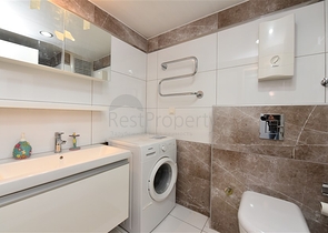 Квартира- студия с балконом и террасой