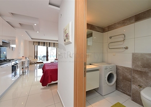 Квартира- студия с балконом и террасой