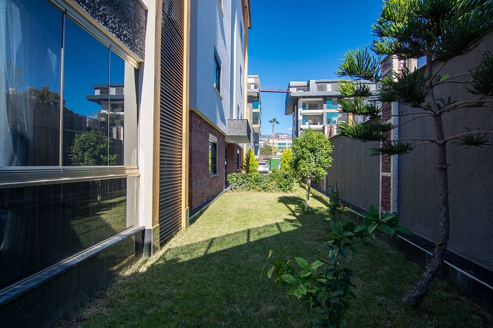 Шикарный садовый дуплекс 4+1 в районе Оба 