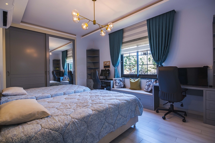 Шикарный садовый дуплекс 4+1 в районе Оба 