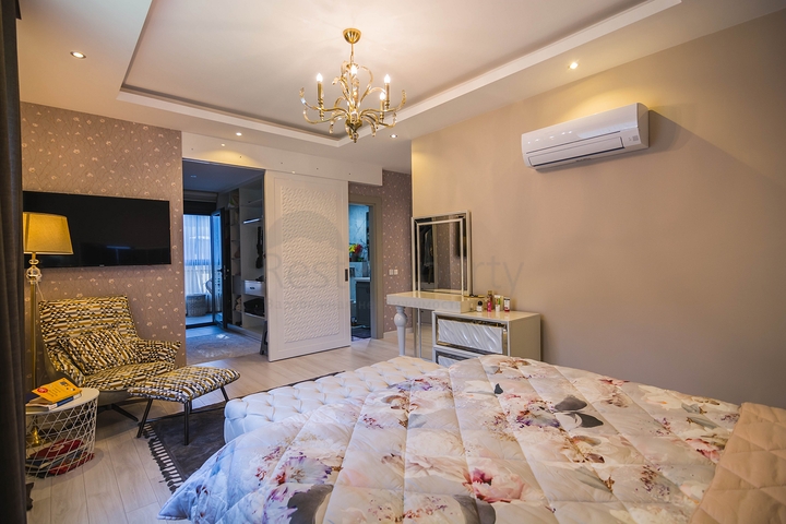 Шикарный садовый дуплекс 4+1 в районе Оба 