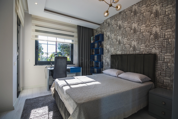 Шикарный садовый дуплекс 4+1 в районе Оба 