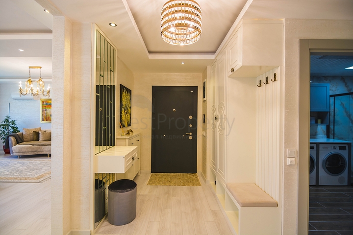 Шикарный садовый дуплекс 4+1 в районе Оба 