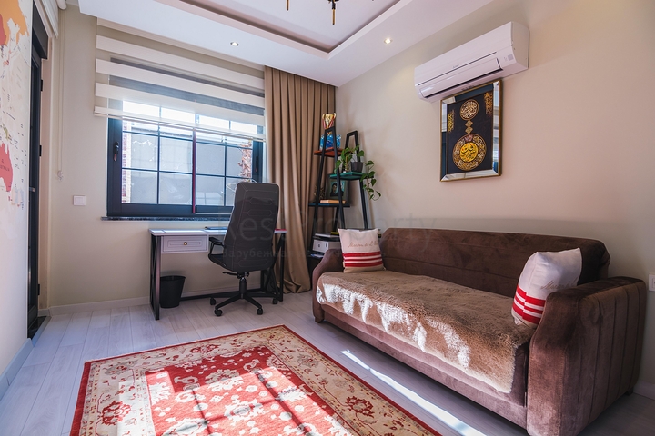 Шикарный садовый дуплекс 4+1 в районе Оба 