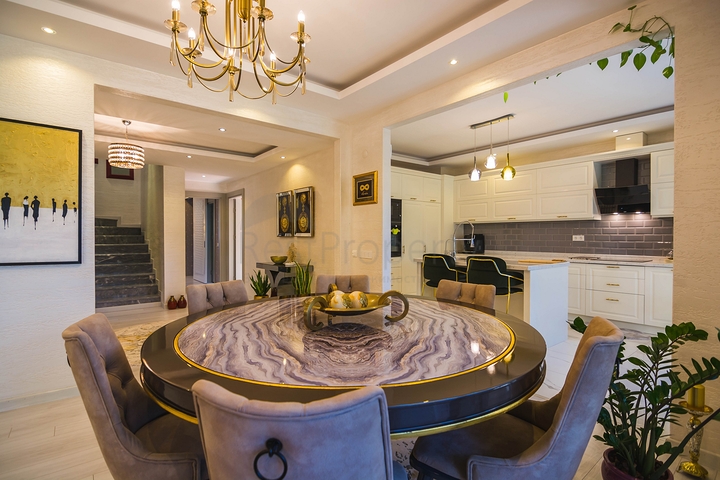 Шикарный садовый дуплекс 4+1 в районе Оба 