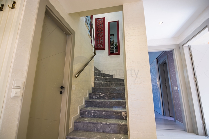 Шикарный садовый дуплекс 4+1 в районе Оба 