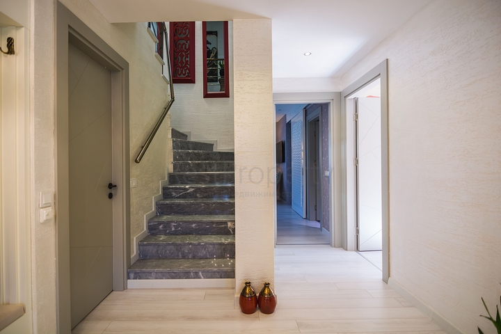 Шикарный садовый дуплекс 4+1 в районе Оба 