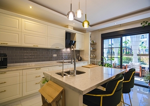 Шикарный садовый дуплекс 4+1 в районе Оба 