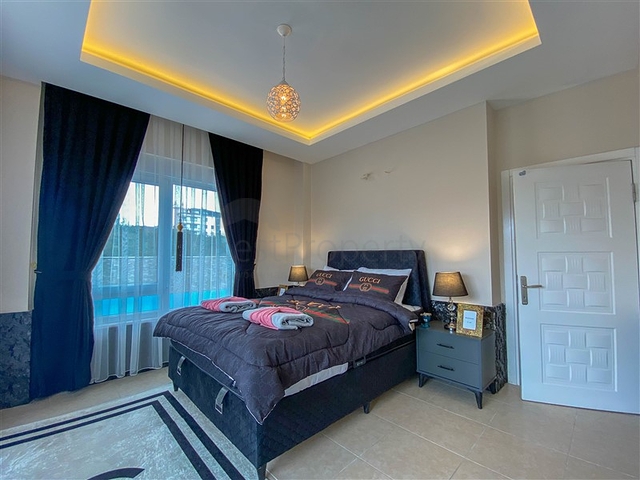 Cадовый дуплекс в Кестеле в 100 м от моря