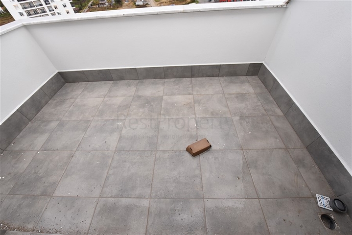 Пентхаус 3+1 с видом на море и горы в районе Авсаллар 