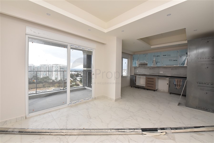 Пентхаус 3+1 с видом на море и горы в районе Авсаллар 