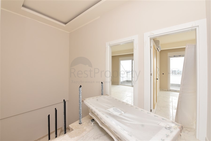 Пентхаус 3+1 с видом на море и горы в районе Авсаллар 