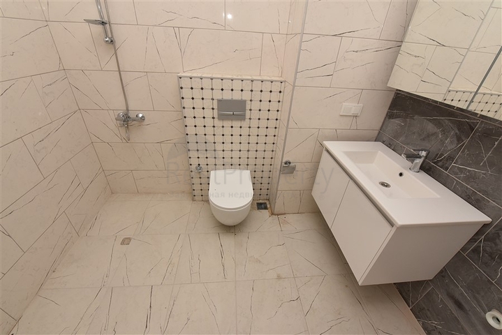 Пентхаус 3+1 с видом на море и горы в районе Авсаллар 