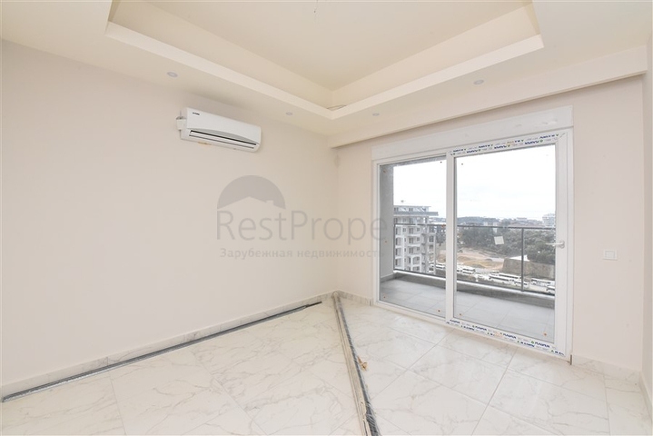 Пентхаус 3+1 с видом на море и горы в районе Авсаллар 