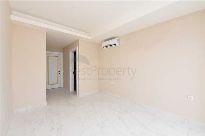 Пентхаус 3+1 с видом на море и горы в районе Авсаллар 