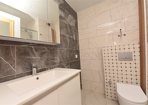 Пентхаус 3+1 с видом на море и горы в районе Авсаллар 