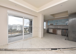 Пентхаус 3+1 с видом на море и горы в районе Авсаллар 