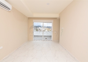 Пентхаус 3+1 с видом на море и горы в районе Авсаллар 