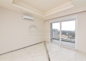 Пентхаус 3+1 с видом на море и горы в районе Авсаллар 