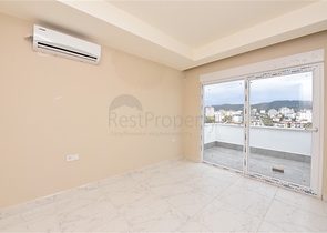 Пентхаус 3+1 с видом на море и горы в районе Авсаллар 